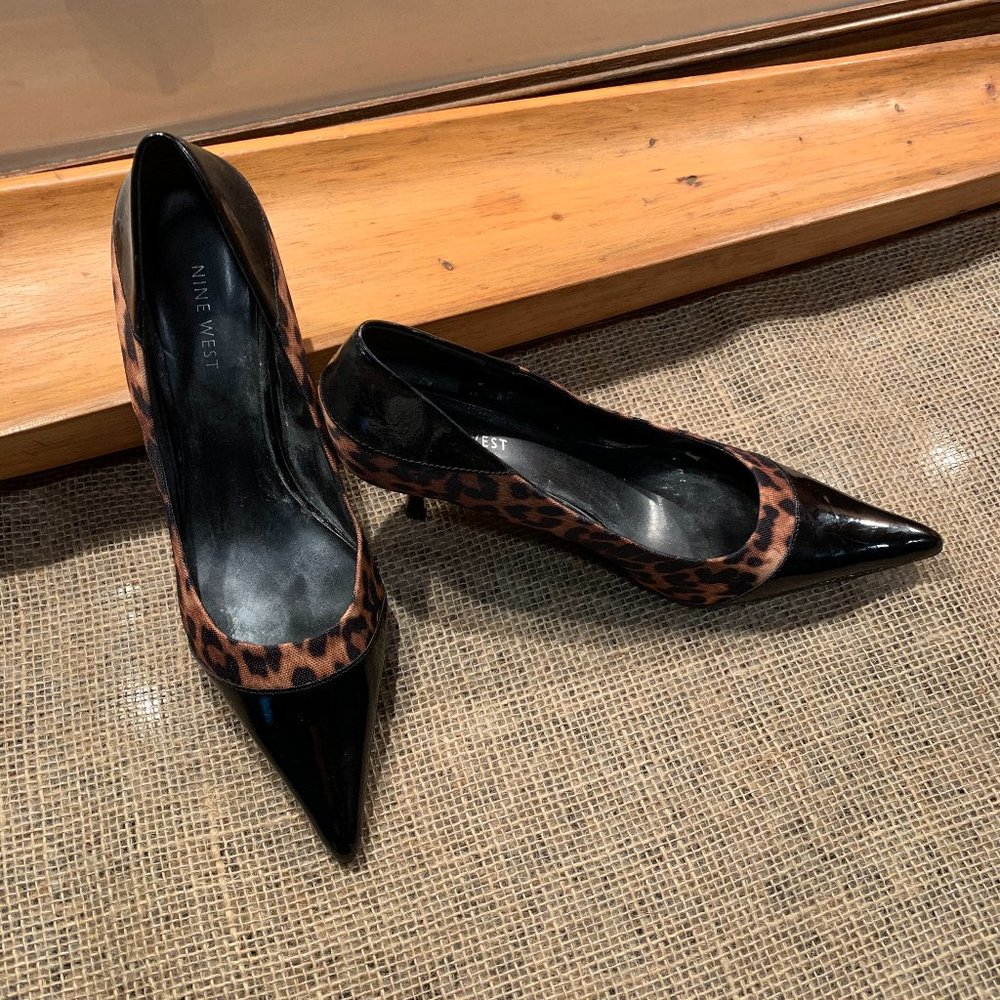 Nine West Leopard/Black Patent Pumps